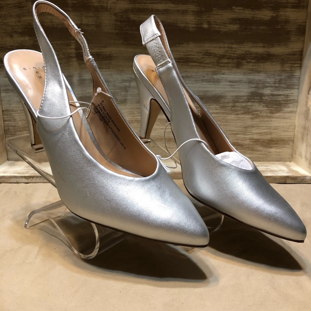 Women’s silver pumps, sz 8 & 6, 6.5 NWT